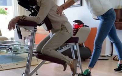 Massage AMMA assis : acupression sur des points de stimulation précis